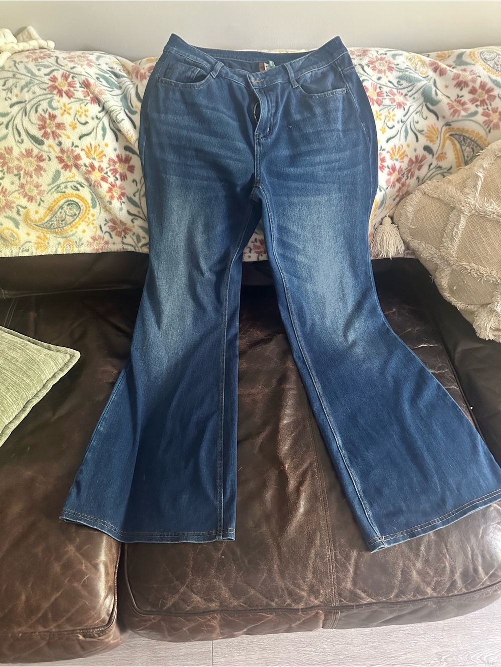 HALARA Women's Dark Blue Flared Jeans